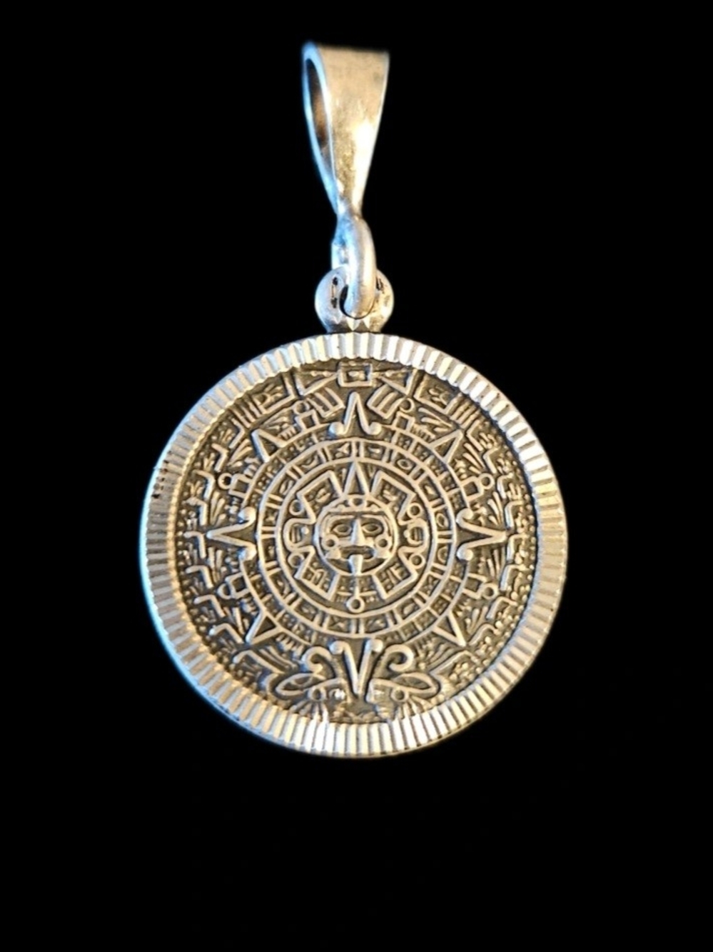 Vintage Mexico Sterling Silver Aztec Sun Stone Calendar Pendant 925 MO-69